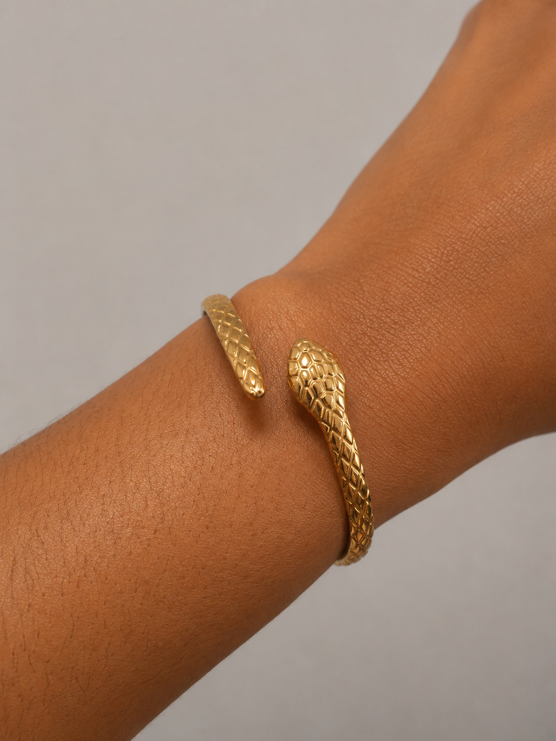 Giada Gold Cuff