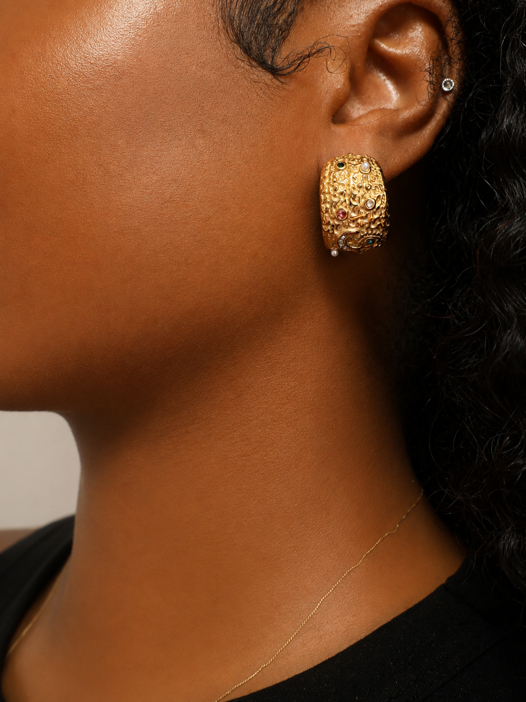 Vespera Gold Earrings