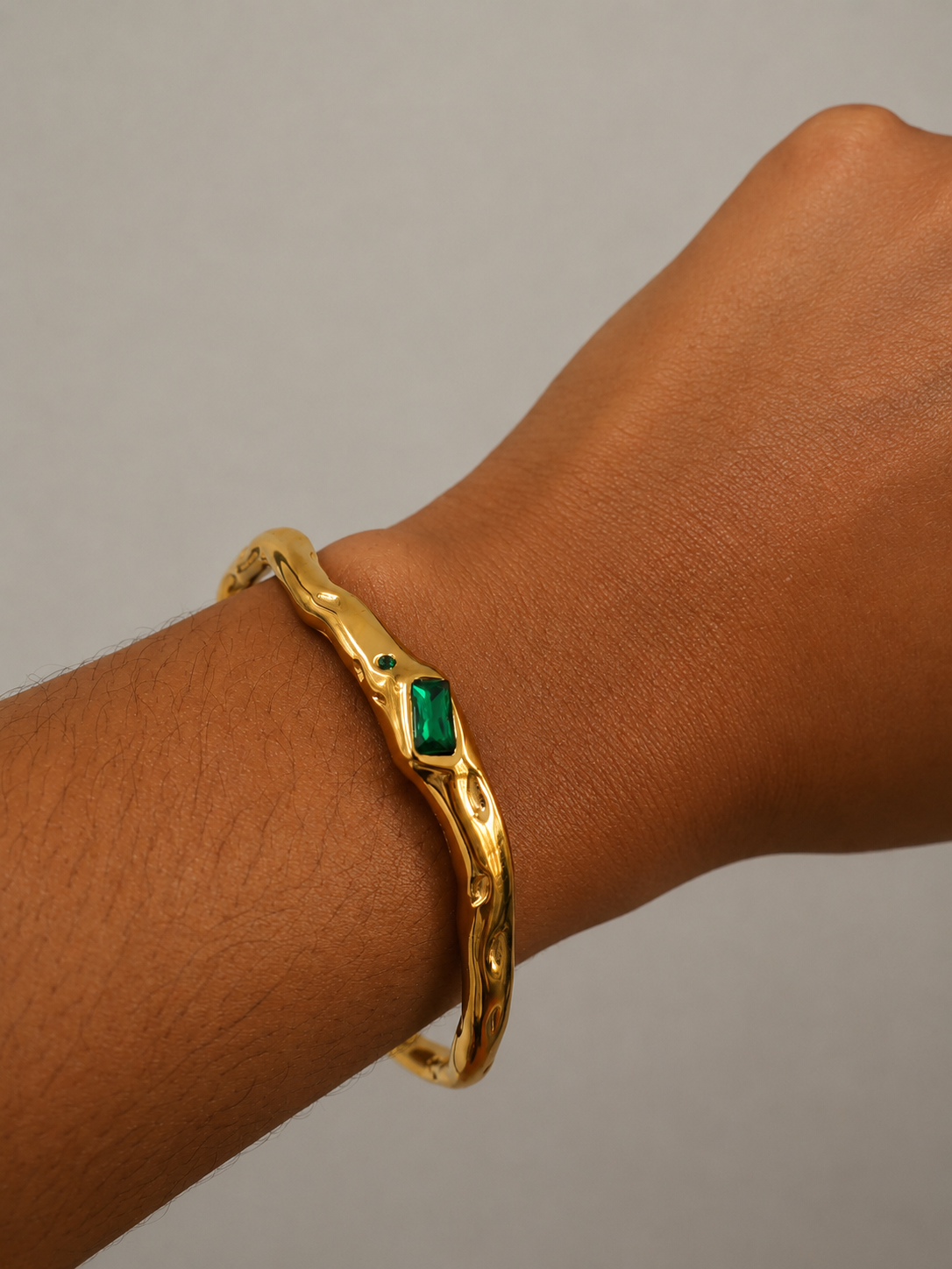 Zafira Cuff Green